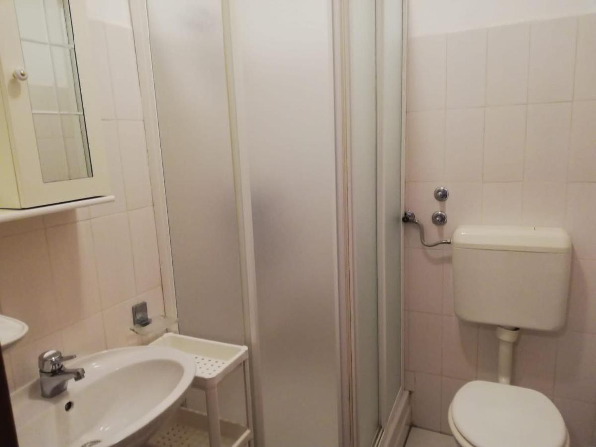 Iva/Sepac 1 Apartment คิร์ก ภายนอก รูปภาพ